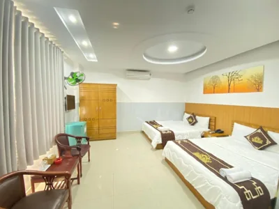 KHÁCH SẠN PHÚ HƯNG – Foto 2