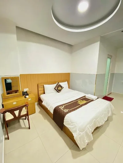 KHÁCH SẠN PHÚ HƯNG – Foto 8