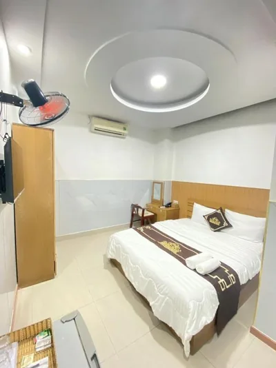 KHÁCH SẠN PHÚ HƯNG – Foto 11