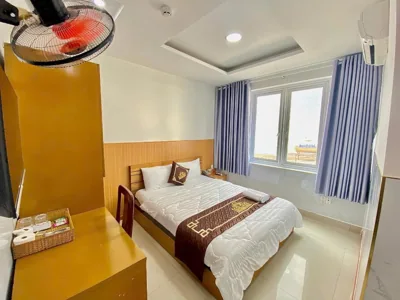 KHÁCH SẠN PHÚ HƯNG – Foto 15